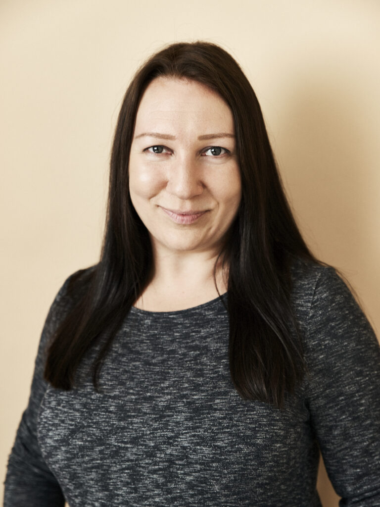 Anniina Mikama