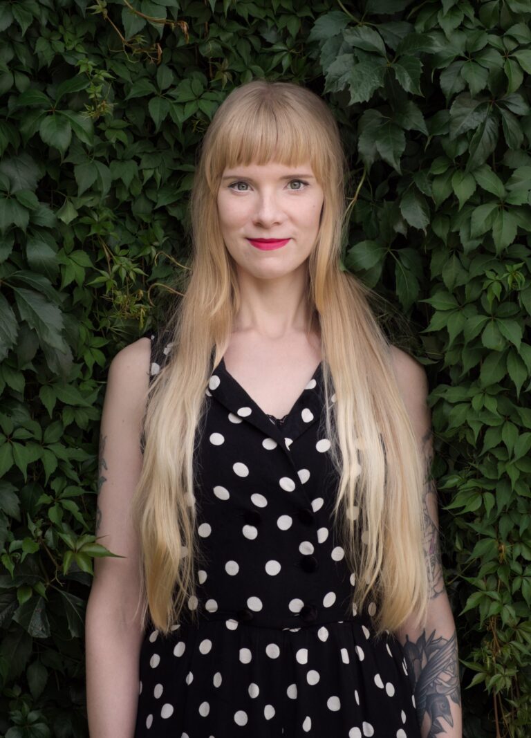 Katri Naukari